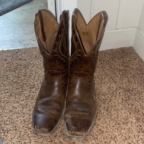 Ariat Cowboy Boots 10.5D - Picture 1 of 6